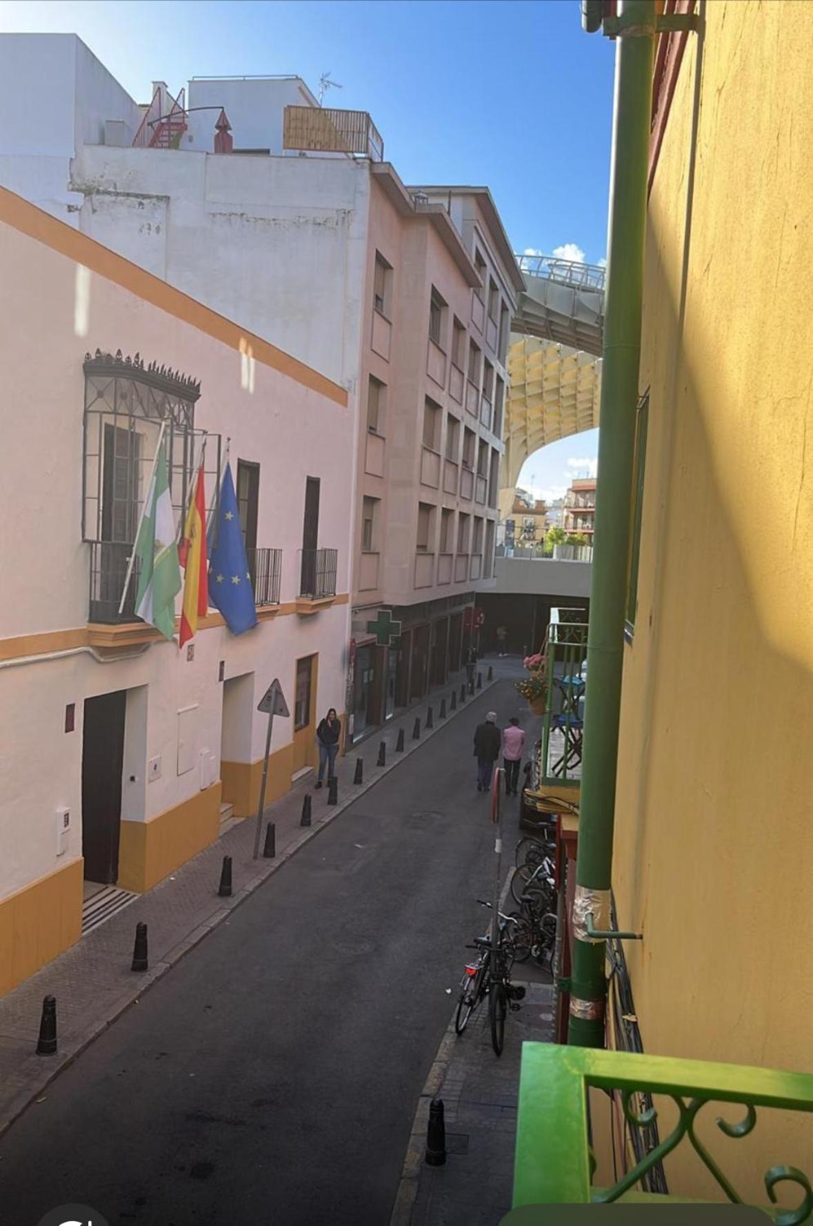 Casa Duque Compartida Familiar 1-Habitacion Con Bano Propio Seville Exterior photo