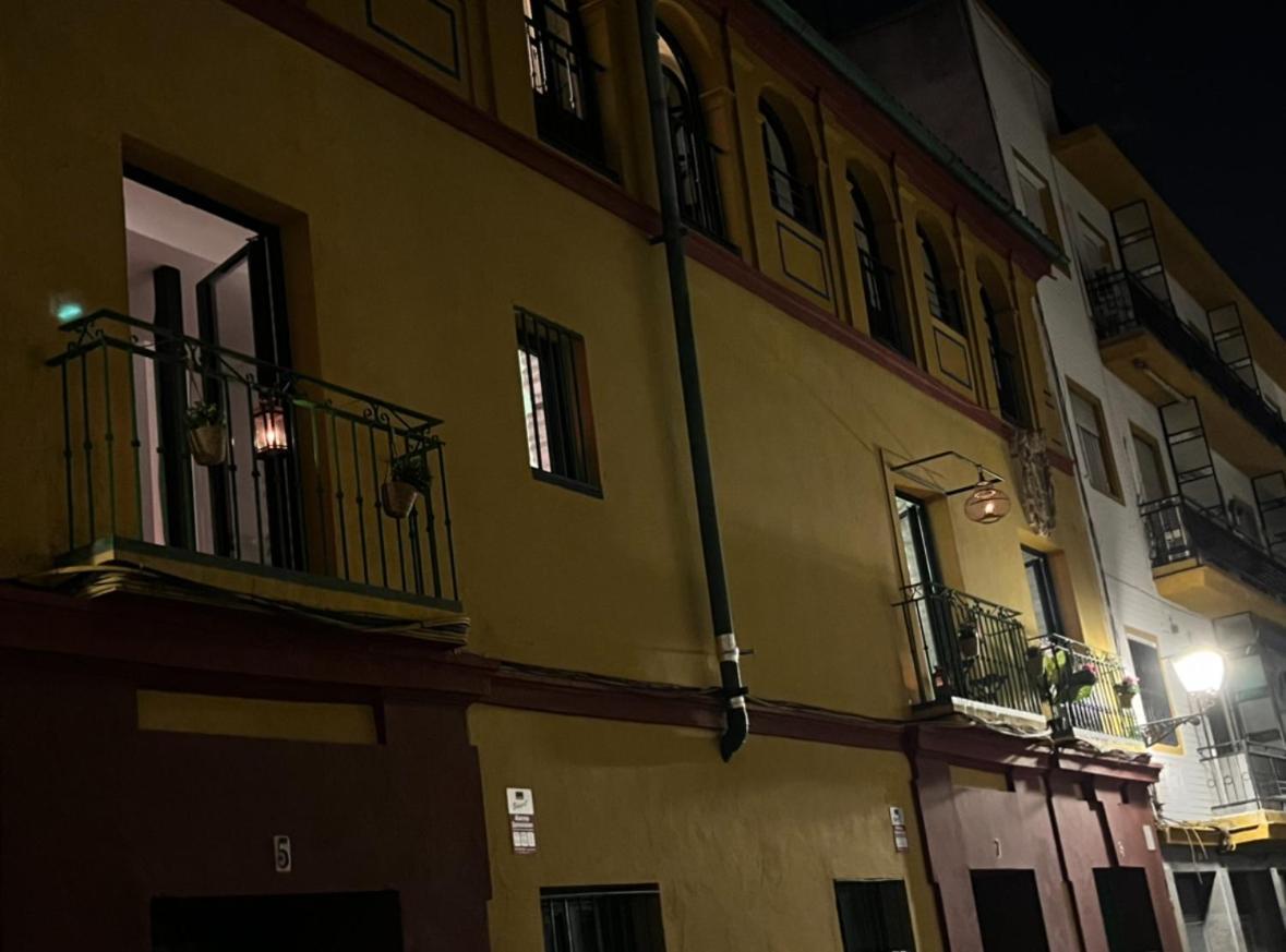 Casa Duque Compartida Familiar 1-Habitacion Con Bano Propio Seville Exterior photo