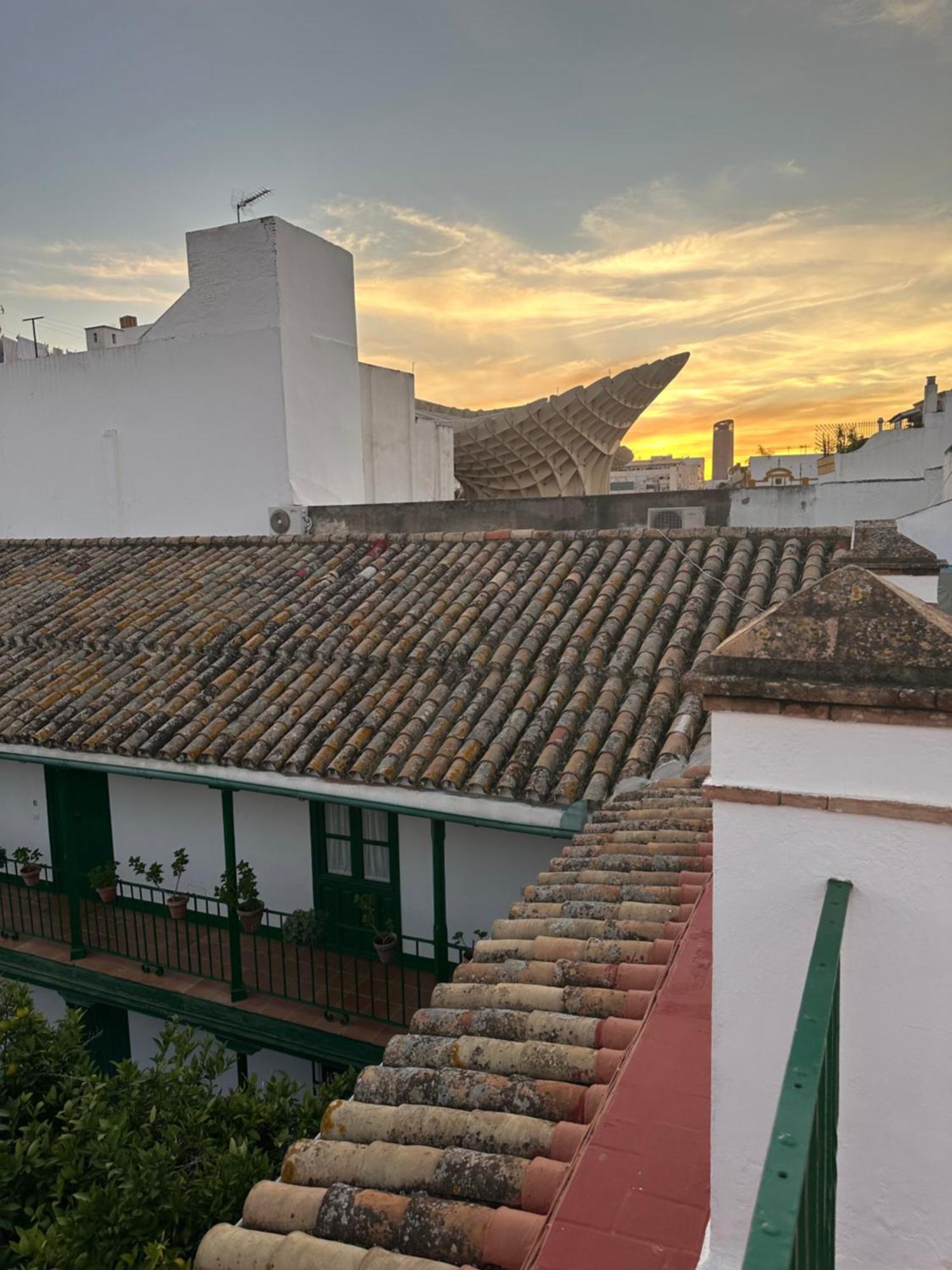 Casa Duque Compartida Familiar 1-Habitacion Con Bano Propio Seville Exterior photo